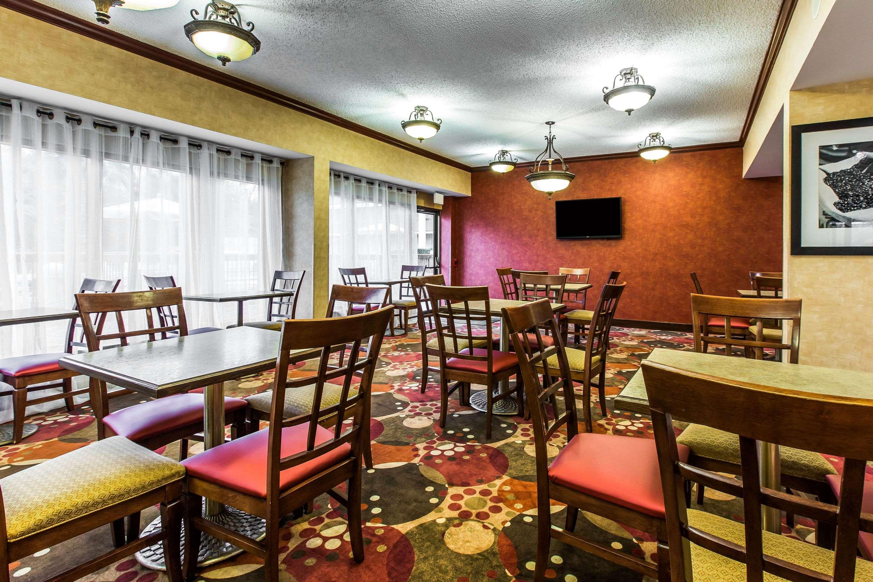 Quality Inn Олбани Екстериор снимка