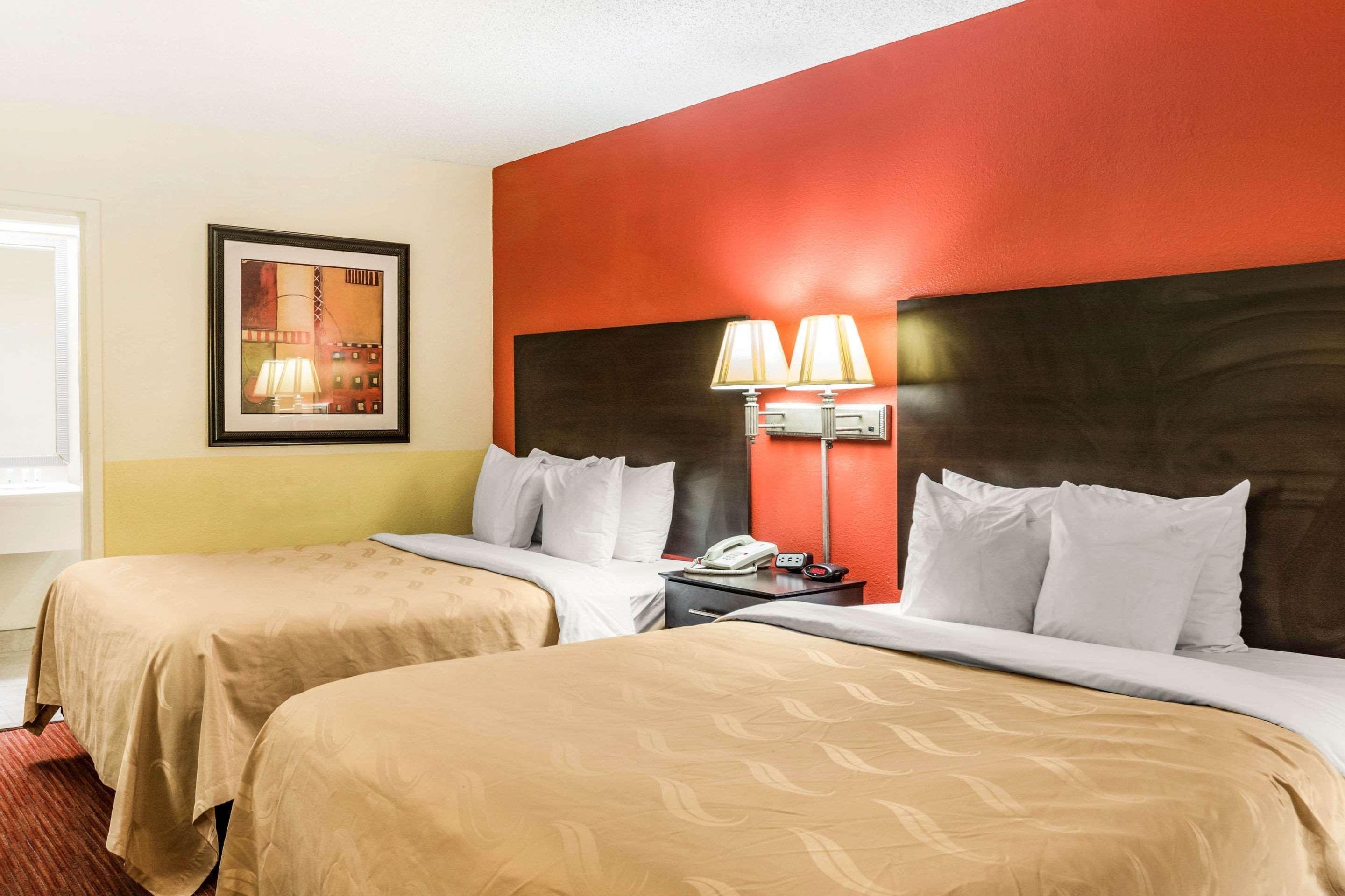Quality Inn Олбани Екстериор снимка