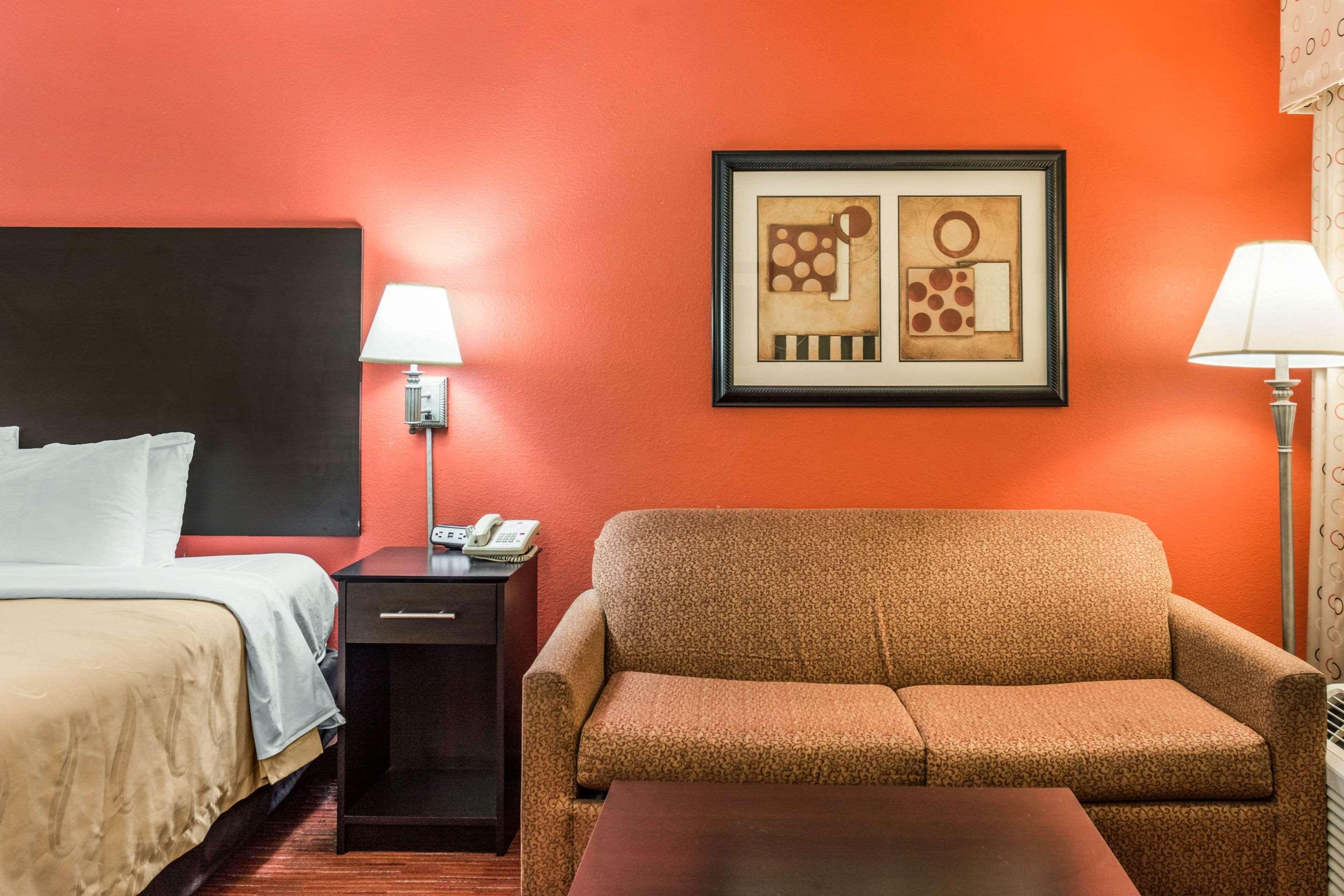 Quality Inn Олбани Екстериор снимка